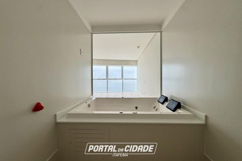 Apartamento &agrave; venda - 217m&sup2; - Barra Sul