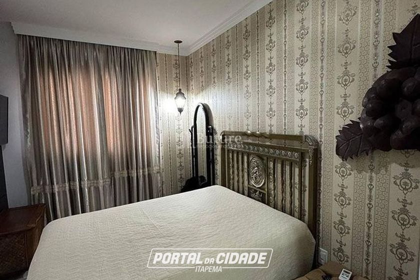 Apartamento &agrave; venda - Meia Praia