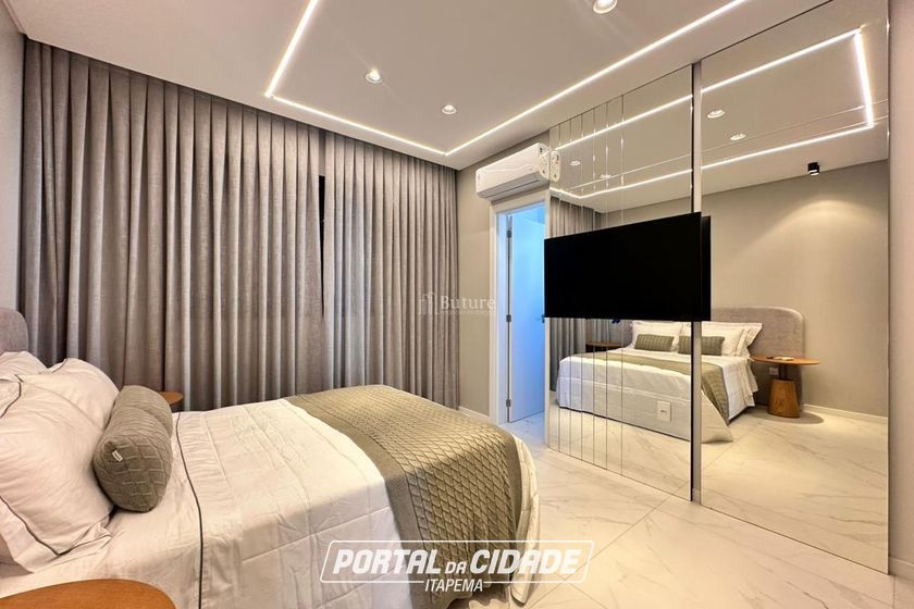 Apartamento &agrave; venda - 1382m&sup2; - Meia Praia