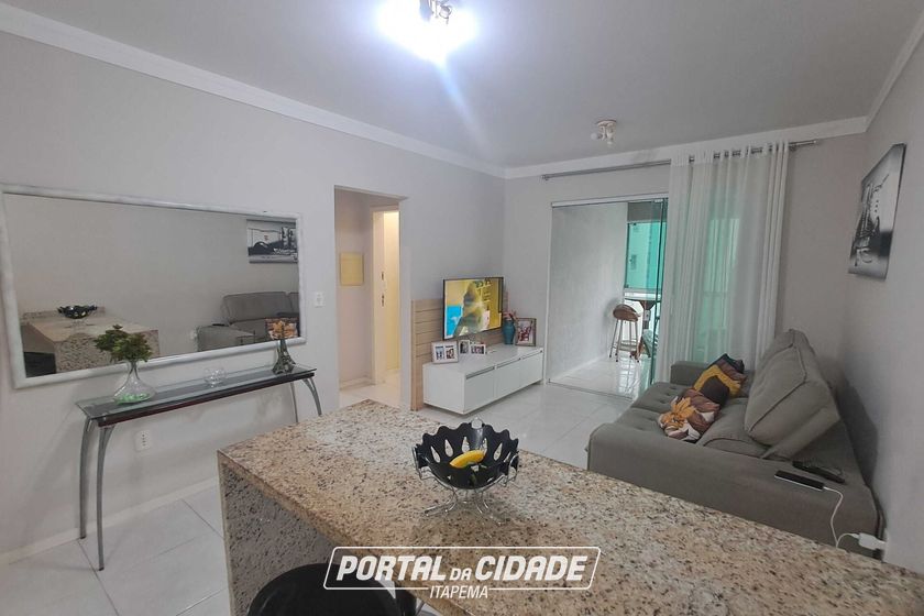 Apartamento &agrave; venda - 69m&sup2; - Meia Praia