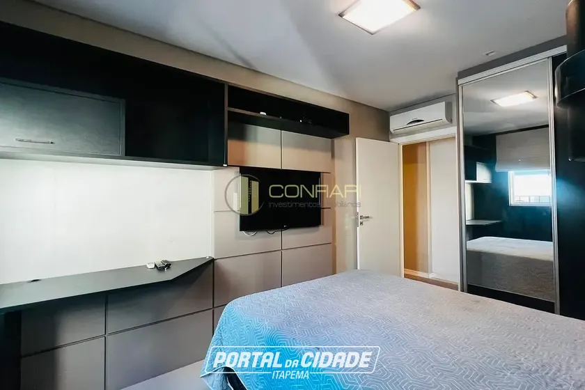 Apartamento &agrave; venda - 117m&sup2; - Meia praia