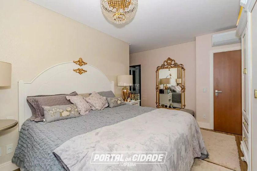 Apartamento &agrave; venda - 180m&sup2; - Centro