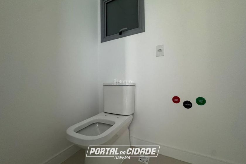 Apartamento &agrave; venda - 171m&sup2; - Centro