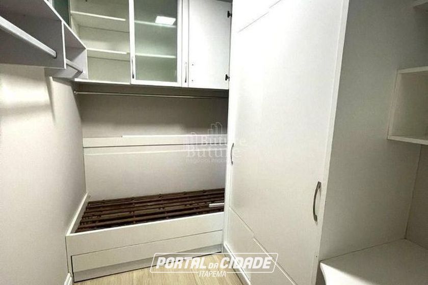 Apartamento &agrave; venda - Meia Praia