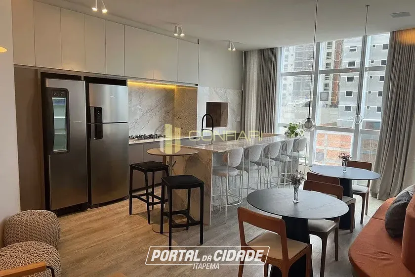Apartamento &agrave; venda - 128m&sup2; - Meia Praia