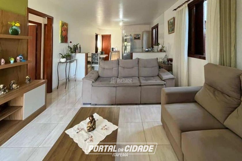 Casa &agrave; venda - 210m&sup2; - 