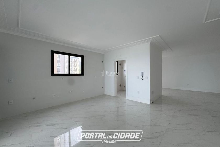 Apartamento &agrave; venda - 210m&sup2; - Centro