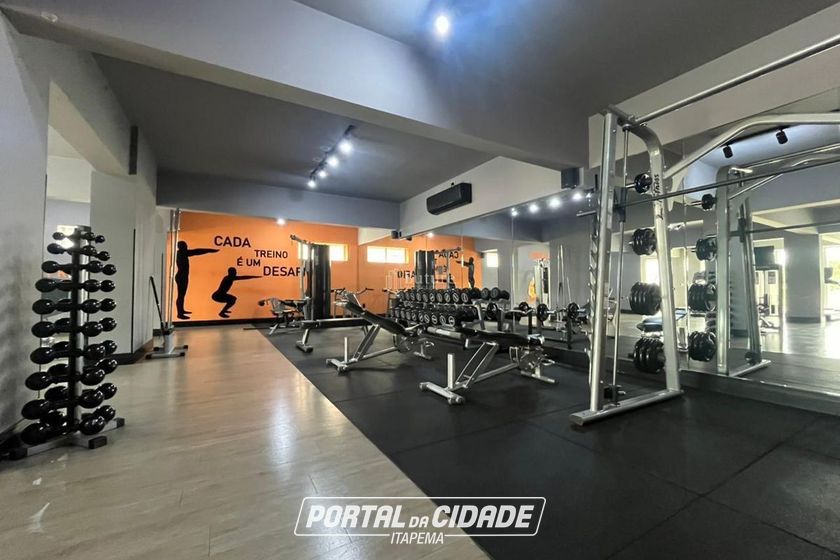Apartamento &agrave; venda - 85m&sup2; - Meia Praia
