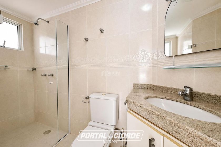 Apartamento &agrave; venda - 126m&sup2; - Centro