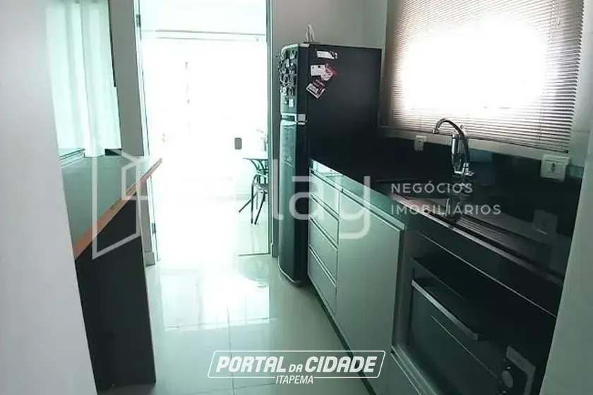 Apartamento &agrave; venda - 85m&sup2; - Meia Praia