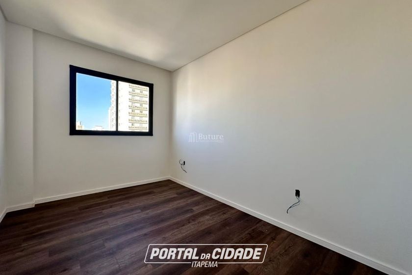 Apartamento &agrave; venda - 276m&sup2; - Meia Praia
