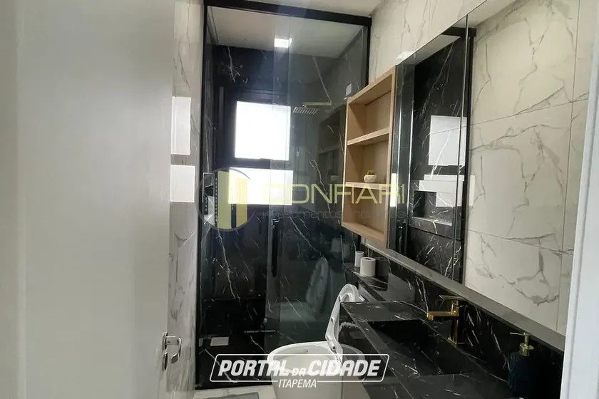 Apartamento para alugar - 94m&sup2; - Meia Praia