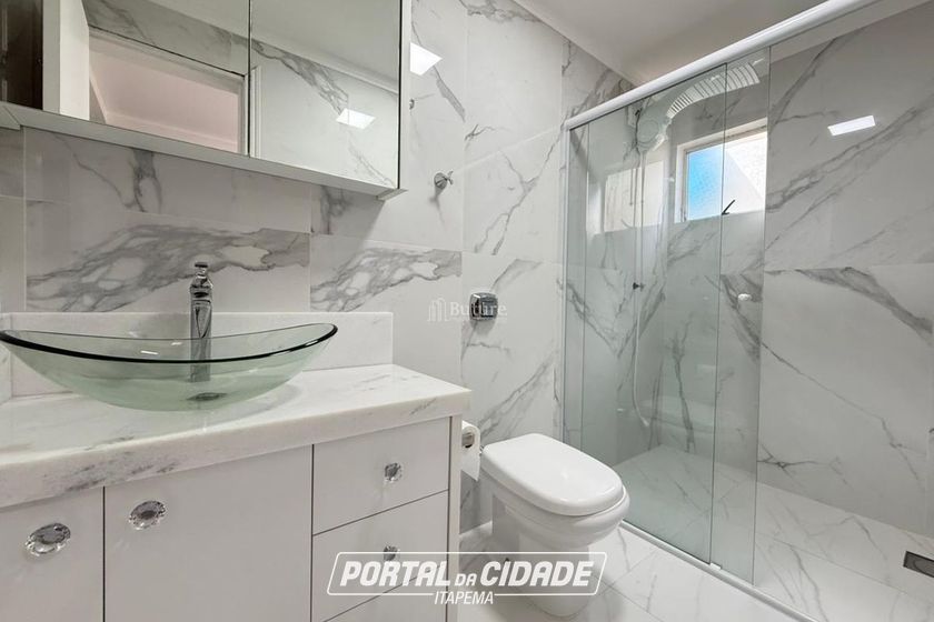 Apartamento &agrave; venda - 197m&sup2; - Meia Praia