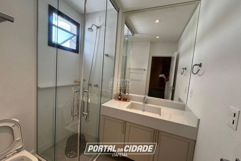 Apartamento &agrave; venda - Meia Praia
