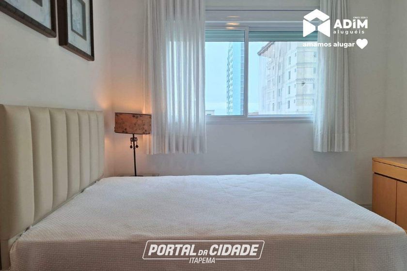 Apartamento para alugar - 127m&sup2; - Meia Praia