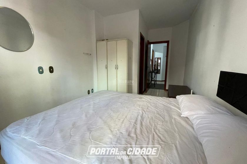 Apartamento &agrave; venda - 121m&sup2; - Meia Praia