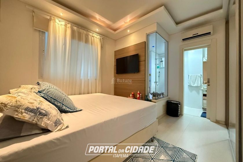 Apartamento &agrave; venda - 107m&sup2; - Meia Praia