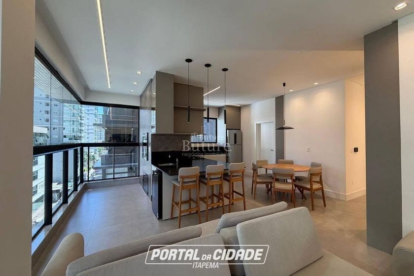 Apartamento &agrave; venda - Meia Praia