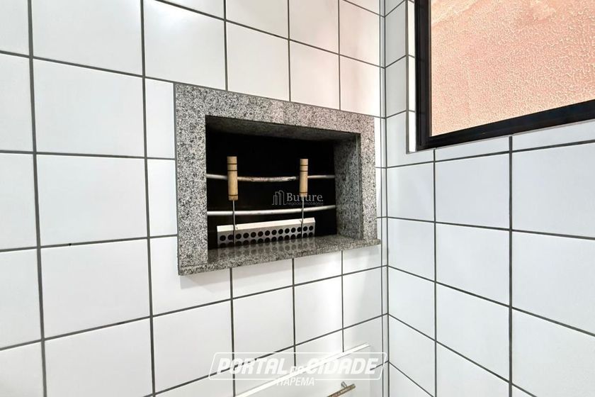 Apartamento &agrave; venda - 98m&sup2; - Centro