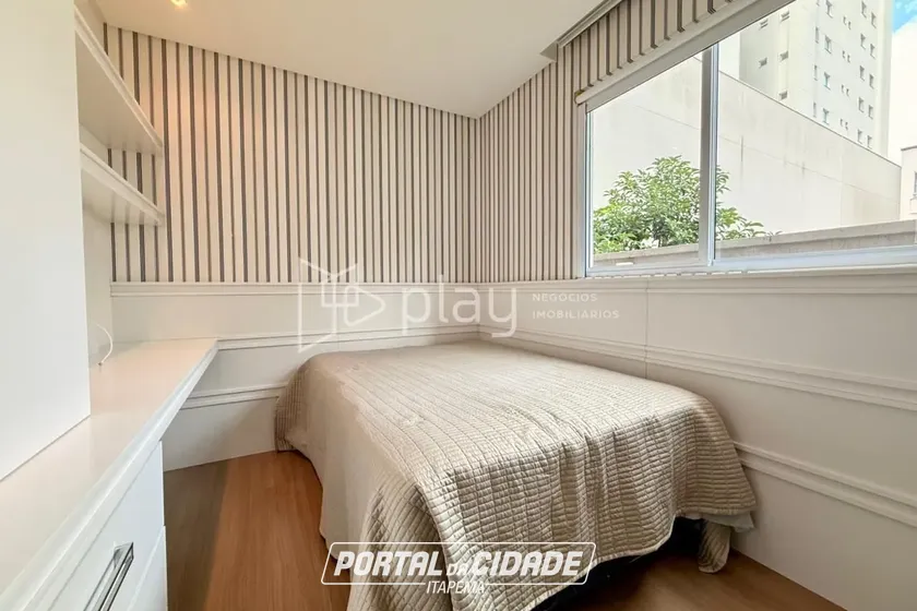 Apartamento &agrave; venda - 85m&sup2; - Meia Praia