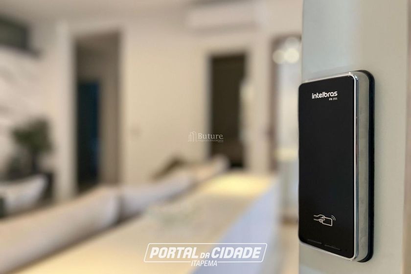 Apartamento &agrave; venda - 197m&sup2; - Meia Praia