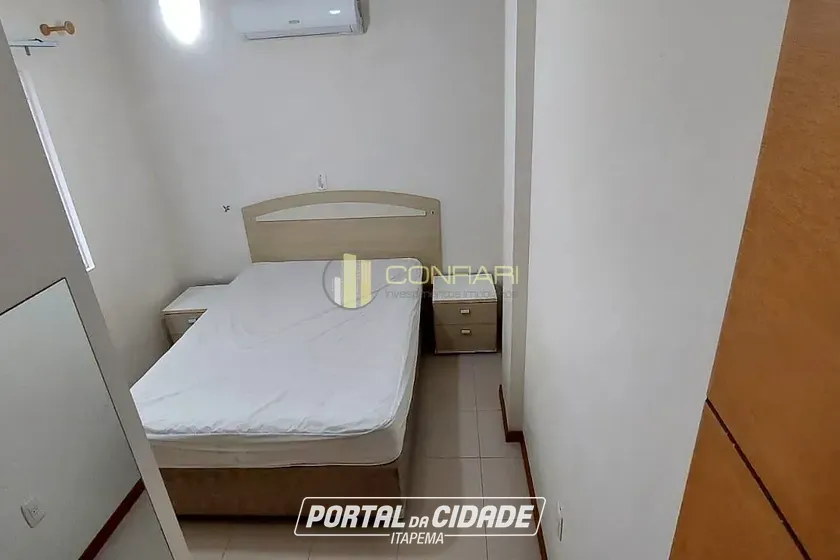 Apartamento para alugar - 106m&sup2; - MEIA PRAIA