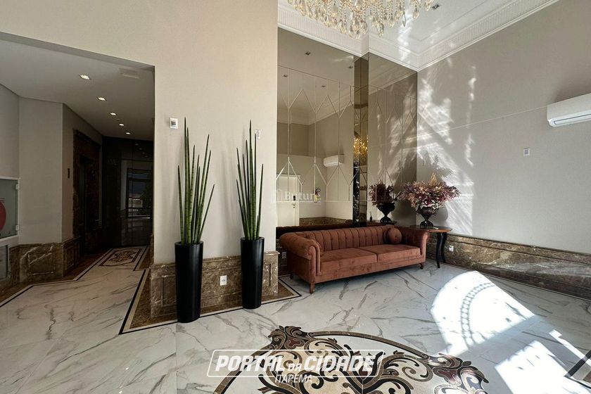 Apartamento &agrave; venda - 187m&sup2; - Meia Praia