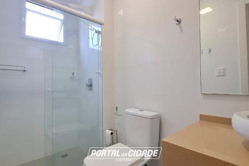 Apartamento para alugar - 127m&sup2; - Meia Praia