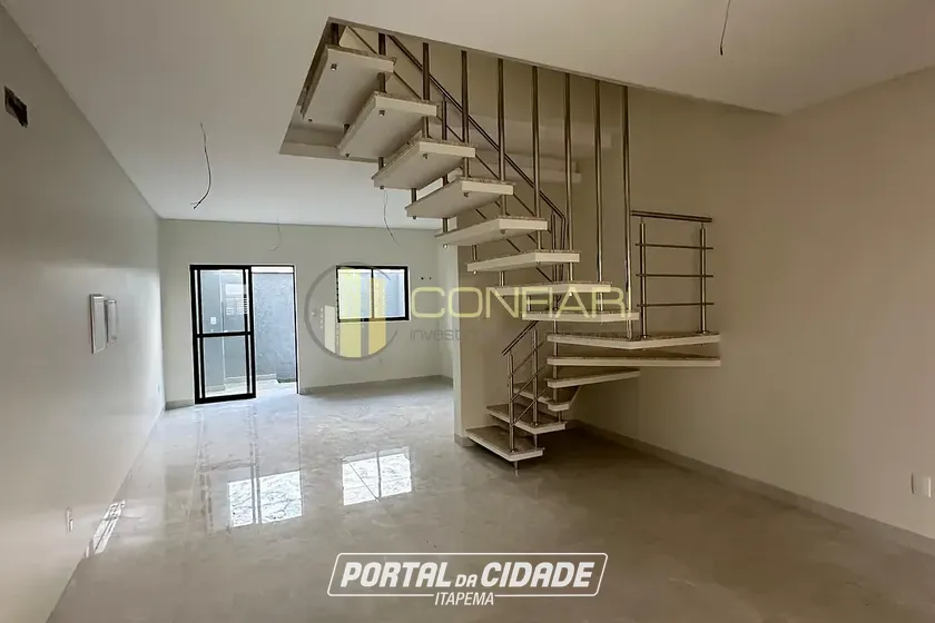 Sobrado &agrave; venda - 167m&sup2; - Morretes