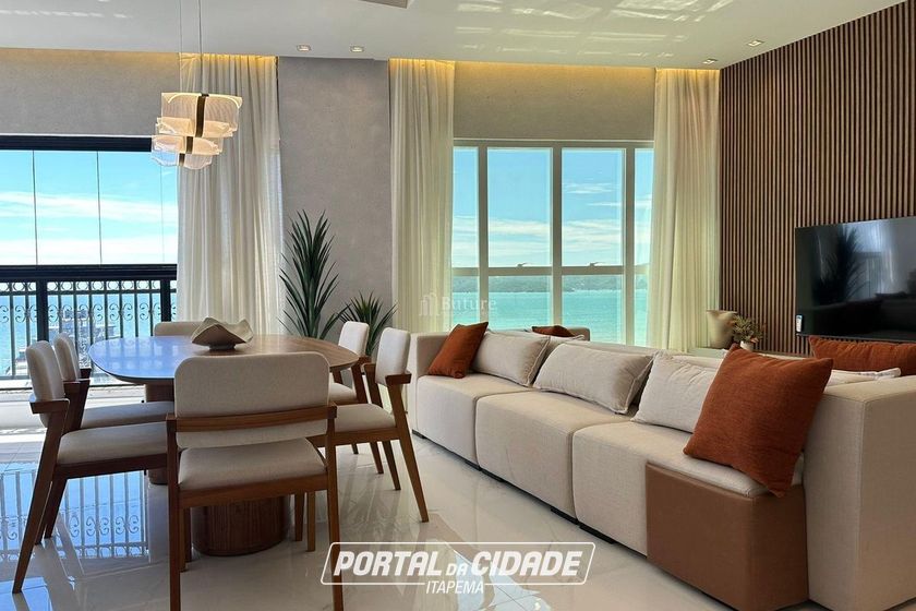 Apartamento &agrave; venda - 140m&sup2; - Meia Praia