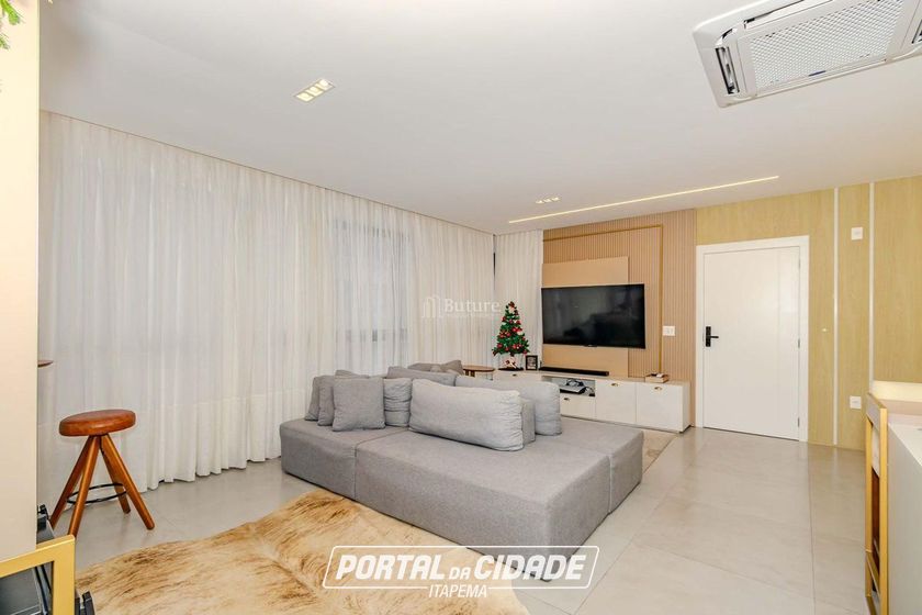 Apartamento &agrave; venda - 136m&sup2; - Pioneiros