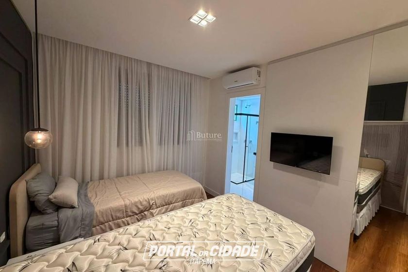 Apartamento &agrave; venda - Meia Praia