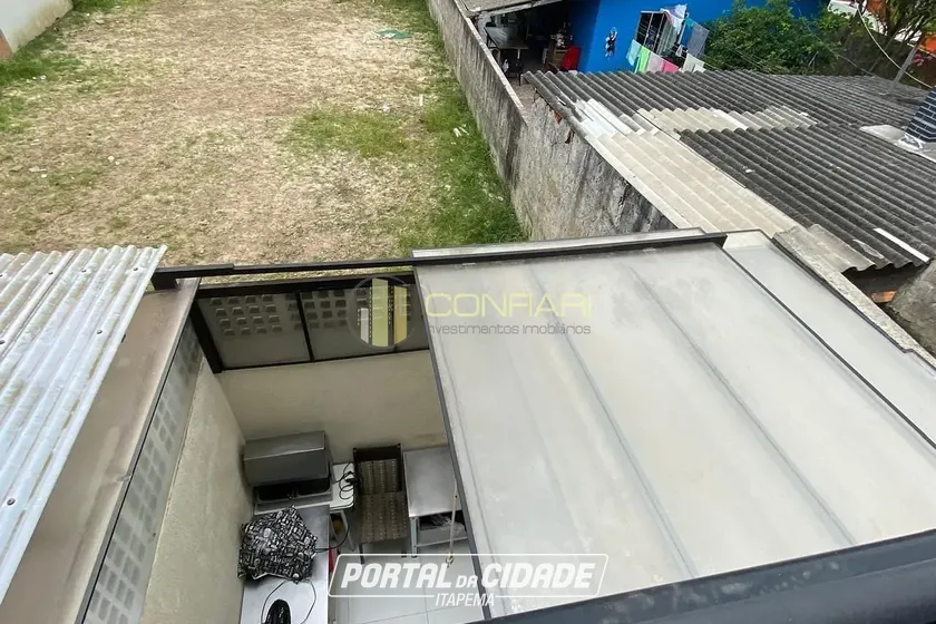 Sobrado &agrave; venda - 106m&sup2; - Pereque