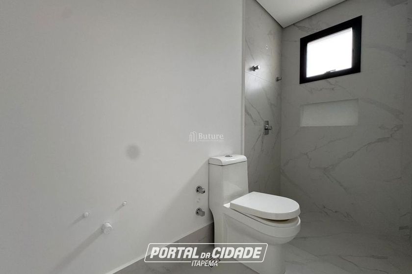 Apartamento &agrave; venda - 210m&sup2; - Centro