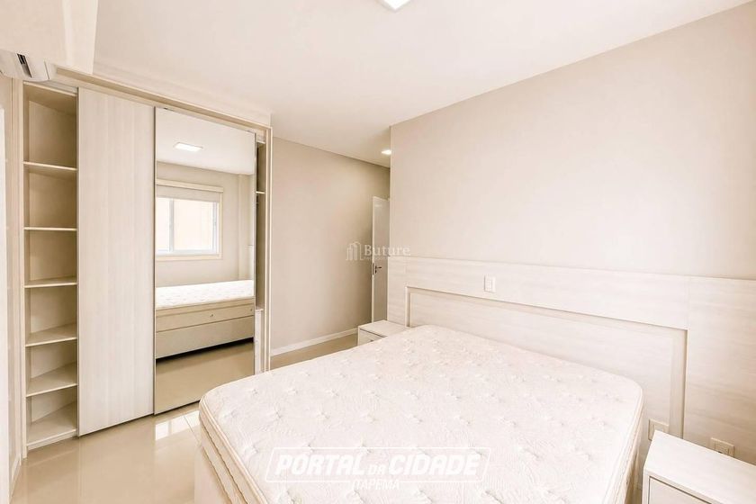 Apartamento &agrave; venda - Meia Praia