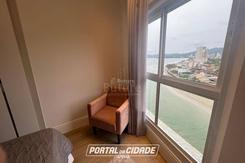Apartamento &agrave; venda - Meia Praia