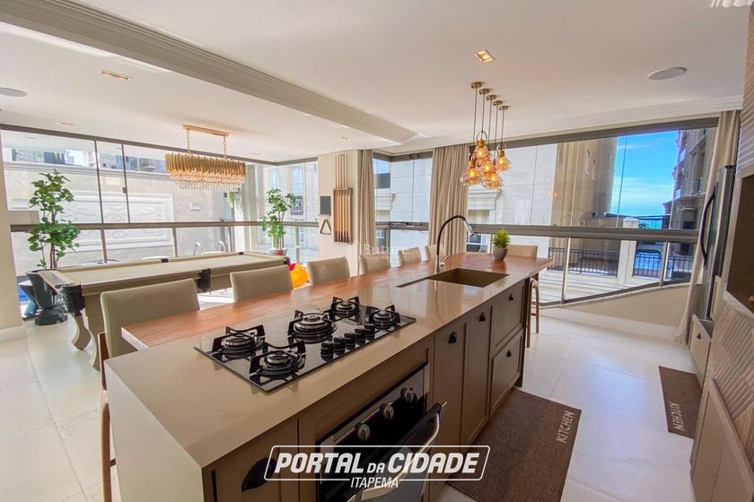 Apartamento &agrave; venda - 114m&sup2; - Meia Praia