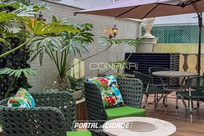 Apartamento &agrave; venda - 251m&sup2; - Meia Praia