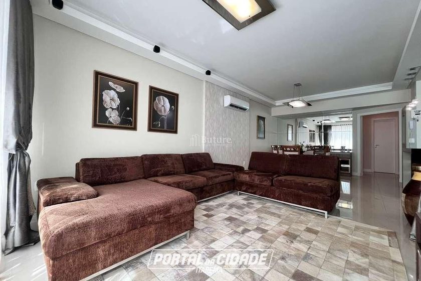 Apartamento &agrave; venda - 194m&sup2; - Meia Praia