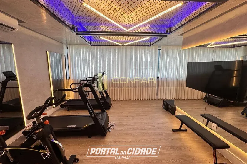 Apartamento &agrave; venda - 207m&sup2; - Meia Praia