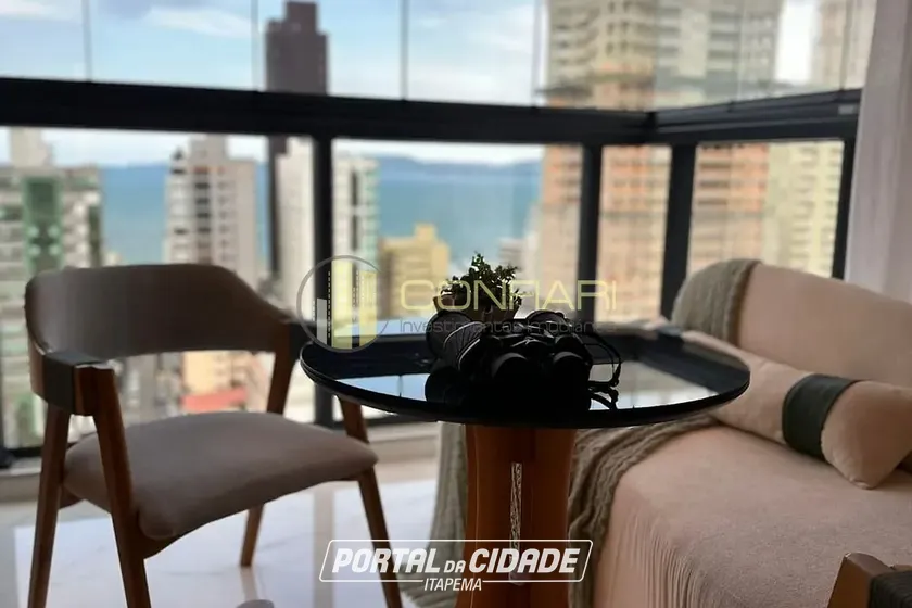 Apartamento &agrave; venda - 140m&sup2; - Centro