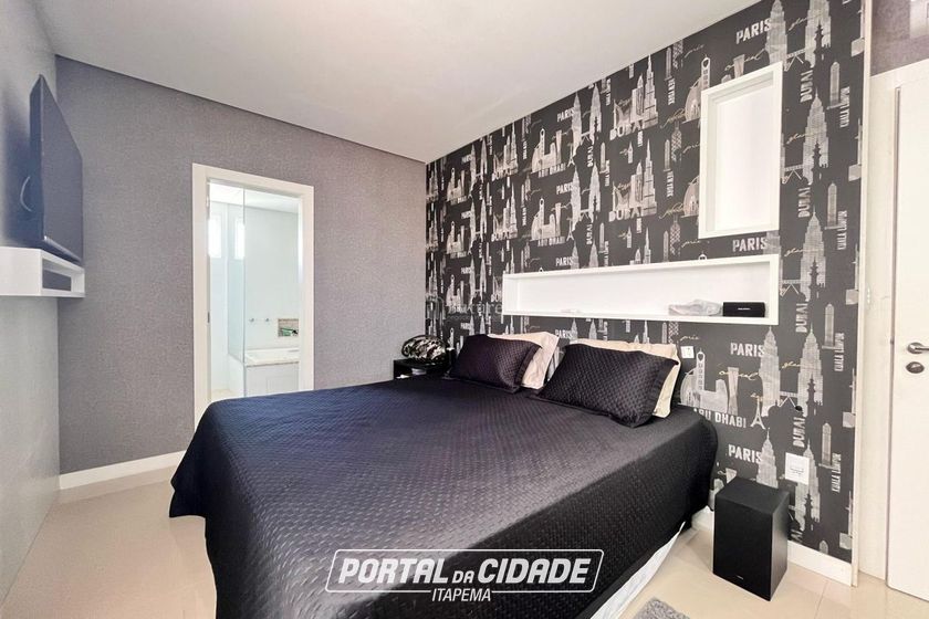 Apartamento &agrave; venda - 148m&sup2; - Meia Praia