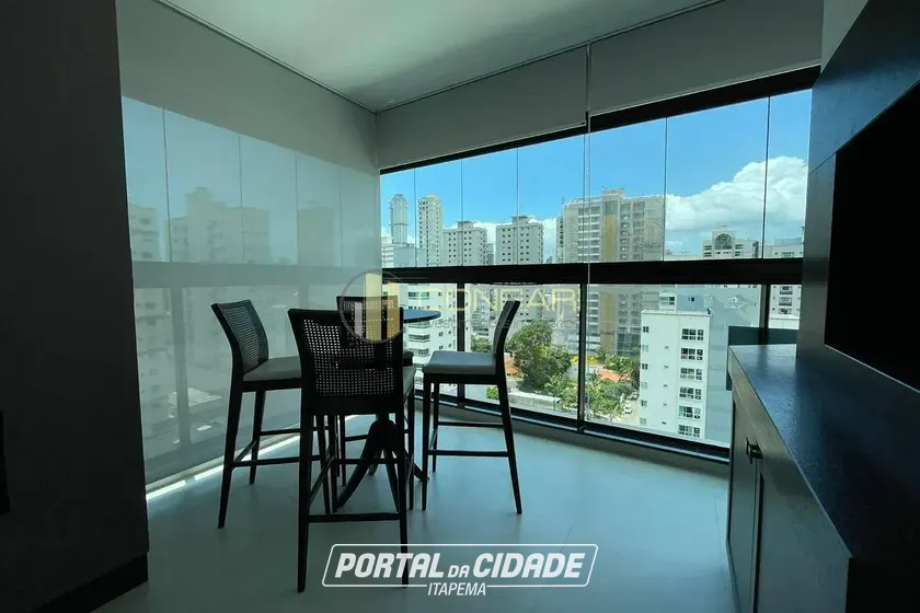 Apartamento &agrave; venda - 136m&sup2; - Meia praia