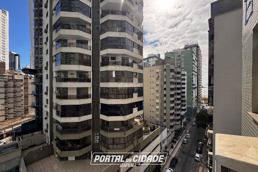 Apartamento &agrave; venda - 151m&sup2; - Centro