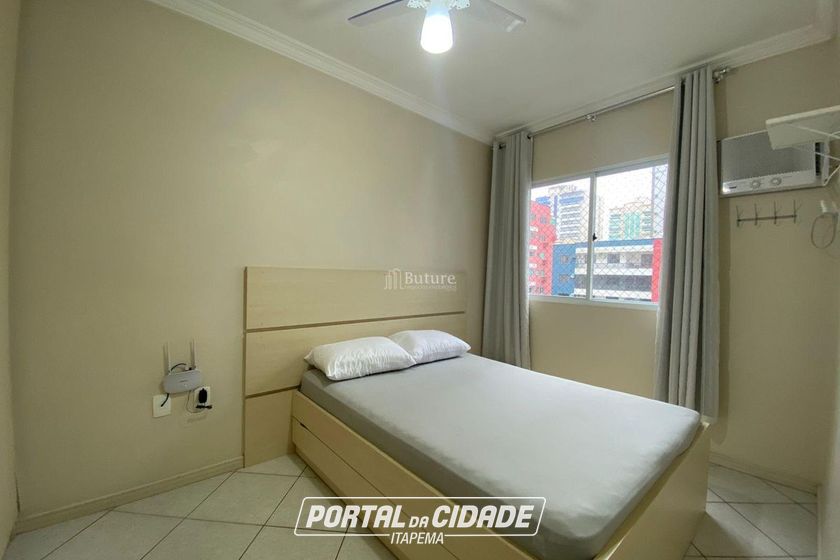 Apartamento &agrave; venda - 139m&sup2; - Meia Praia