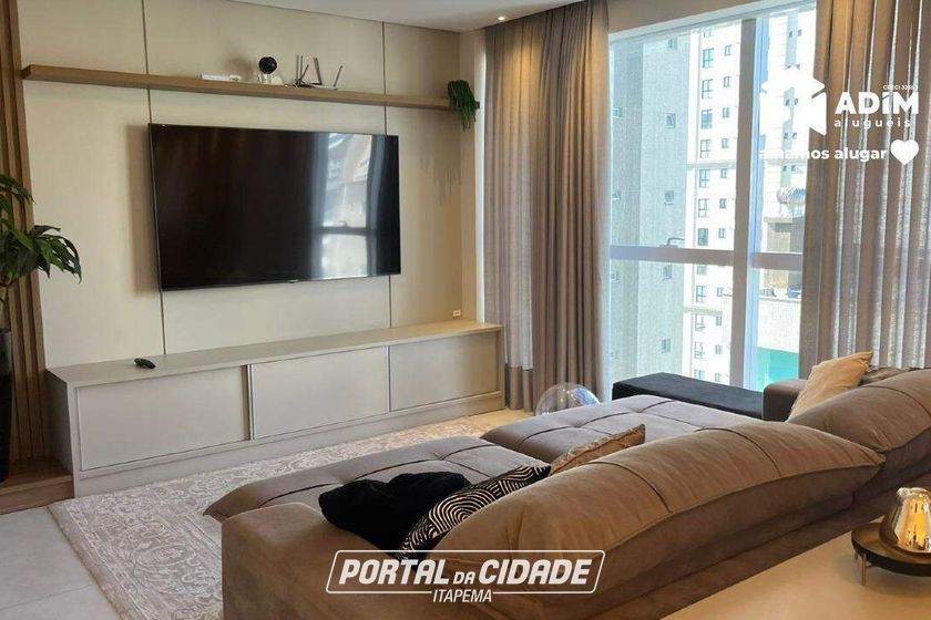 Apartamento para alugar - 200m&sup2; - Meia Praia