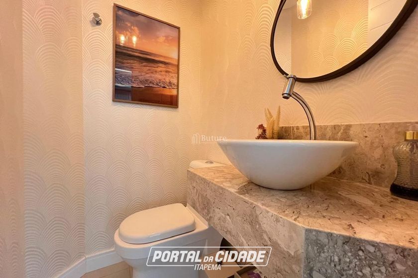 Apartamento &agrave; venda - 166m&sup2; - Meia Praia