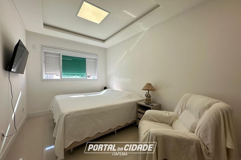 Apartamento &agrave; venda - 163m&sup2; - Meia Praia
