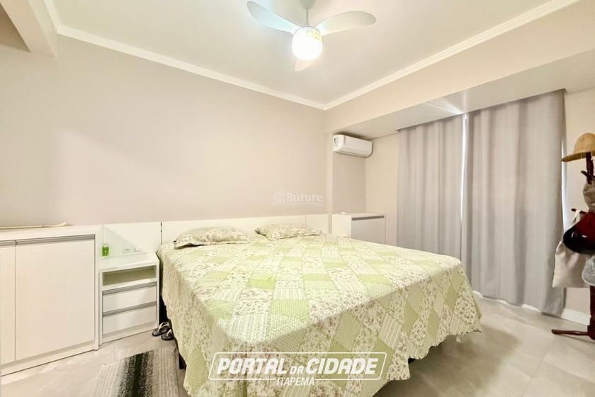 Apartamento &agrave; venda - 160m&sup2; - Meia Praia