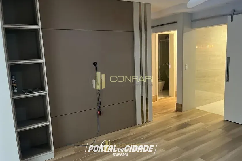 Apartamento &agrave; venda - 235m&sup2; - Meia Praia